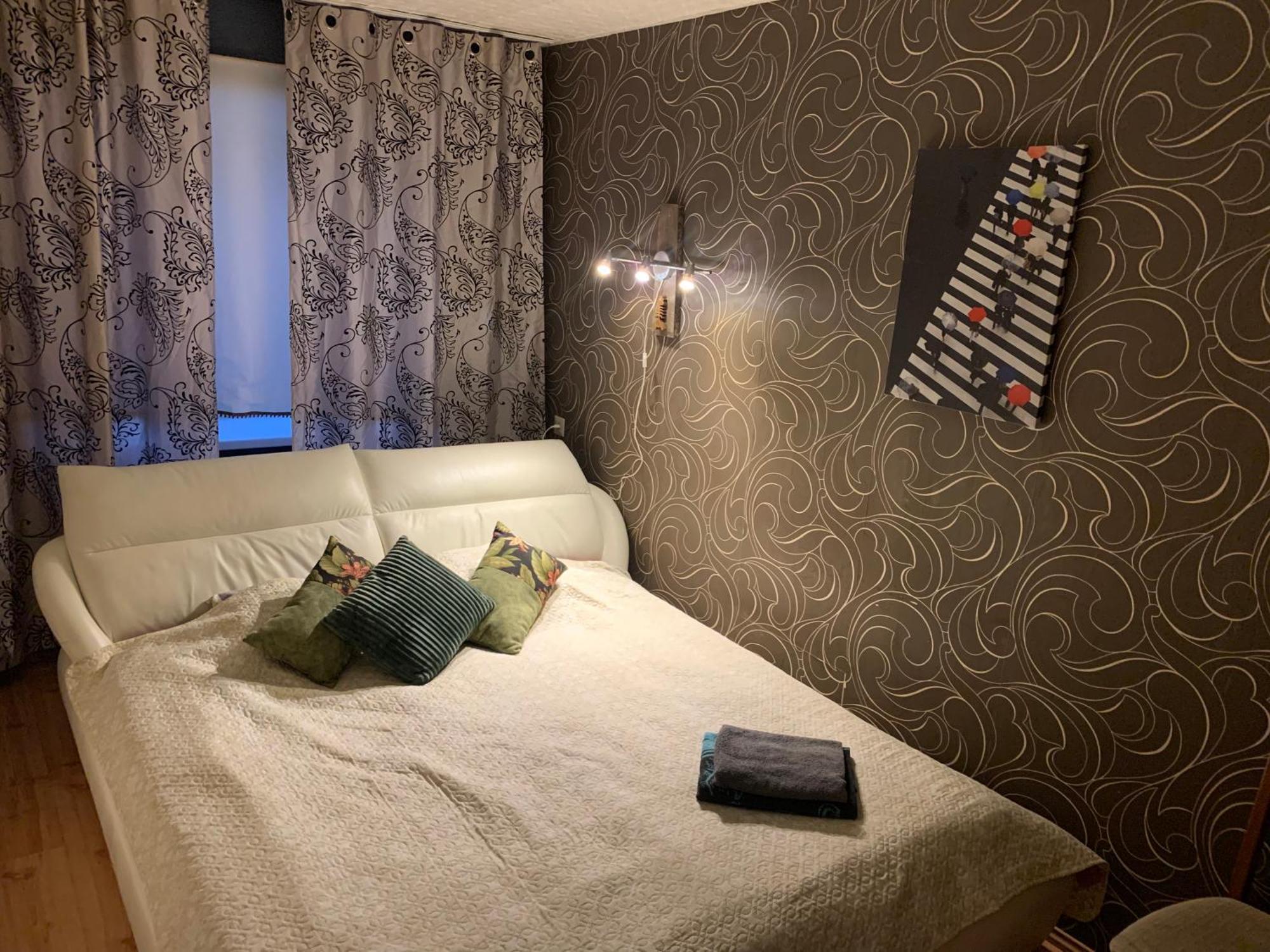 Riia 10, 2-Bedroom Apartment - 2 Big Beds 1 Extra Bed-Parking Free Tartu Exterior foto